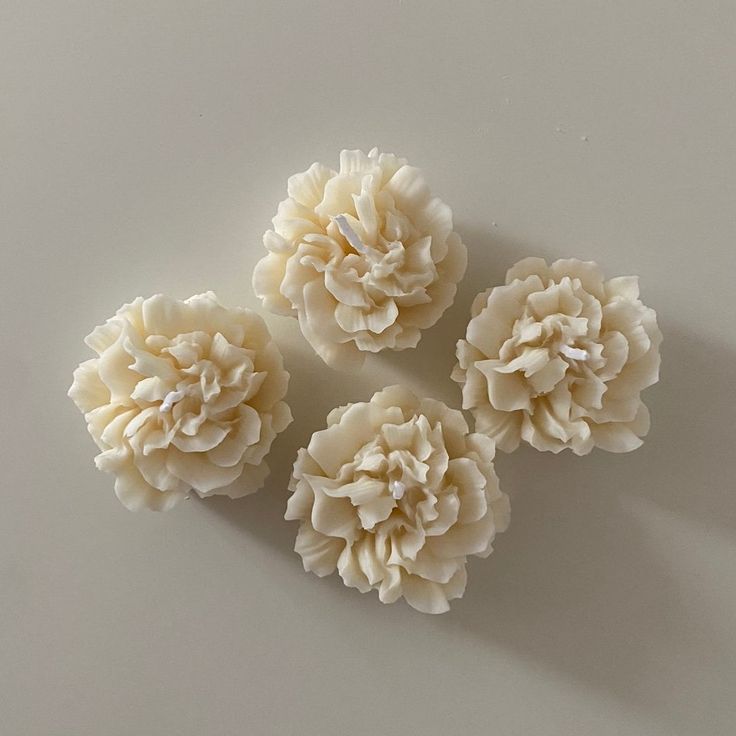 The Carnation Whisper Candle - by the Alchemist