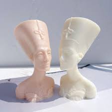 Nefertiti Portrait - by the Alchemist